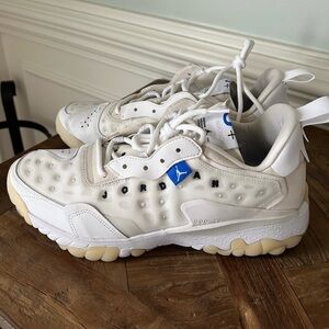 Jordan’s delta 2 white and blue men’s size 12